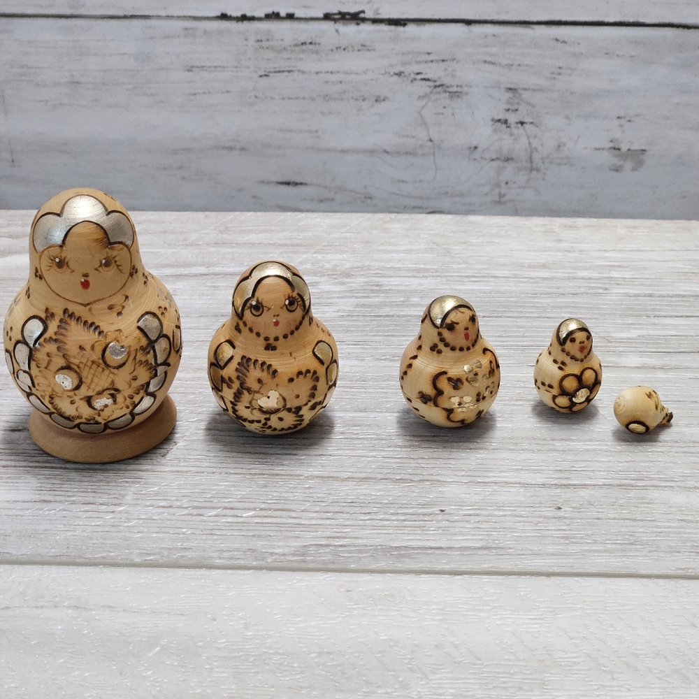 Vintage Russian Nesting Dolls 5 Piece Set Pyrography Woodburned Natural Wood